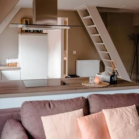 Jeanne Bed & Breakfast 3*