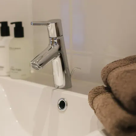 Bed and Breakfast Jeanne 3*